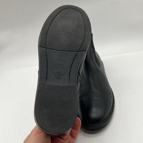 Zara Women Black Leather Chelsea Ankle Booties size 38 7.5-8 - Picture 4 of 5